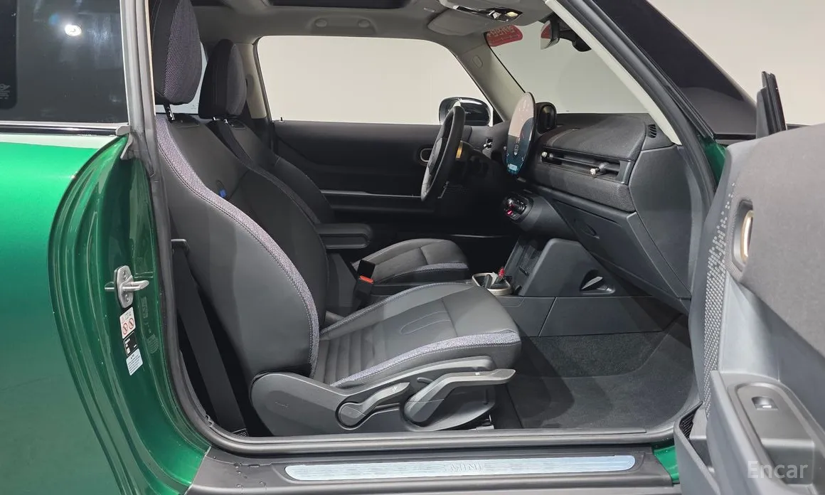 Фото 12 - Mini Cooper