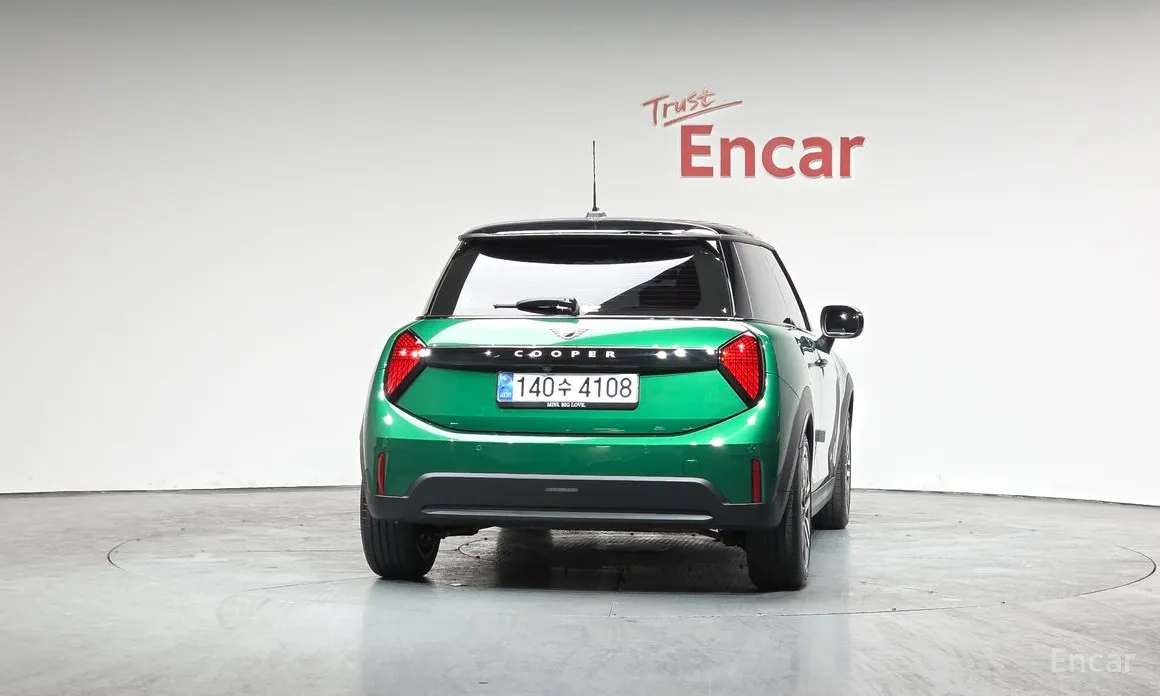 Фото 4 - Mini Cooper