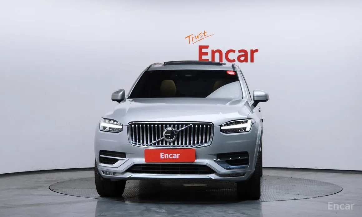 Фото 3 - Volvo XC90