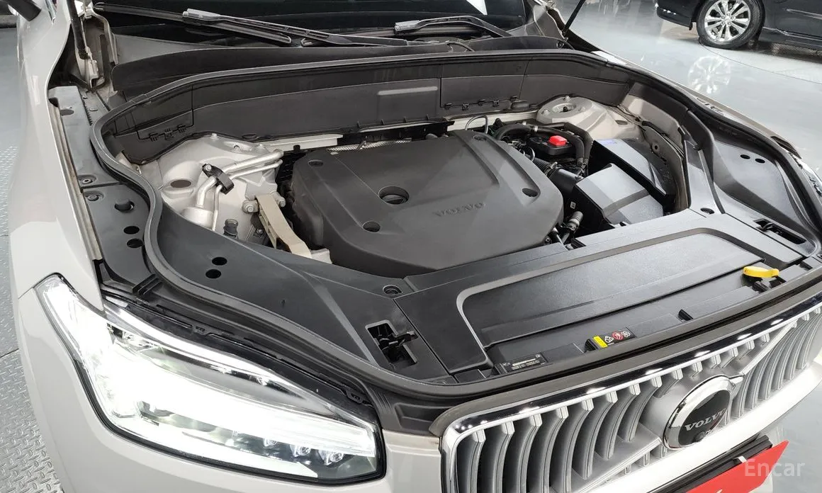 Фото 6 - Volvo XC90