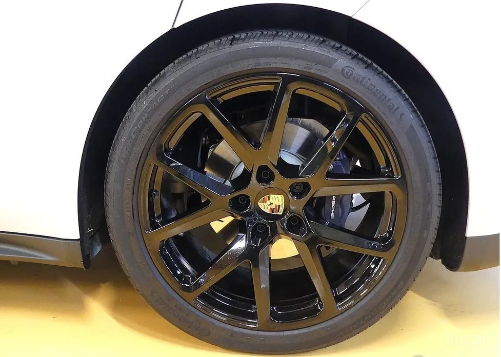 Фото 5 - Porsche Panamera