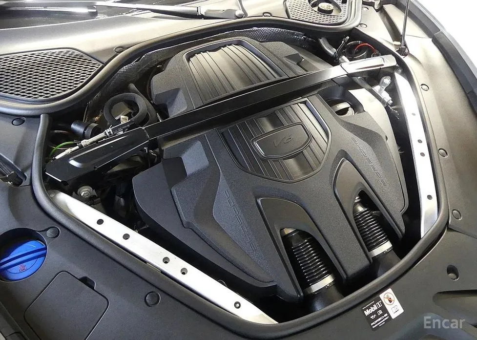 Фото 6 - Porsche Panamera