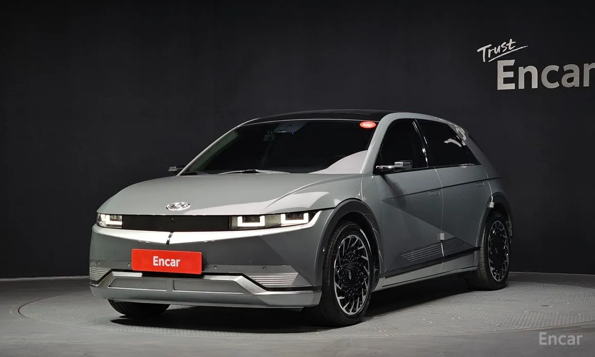 Фото 1 - Hyundai Ioniq 5