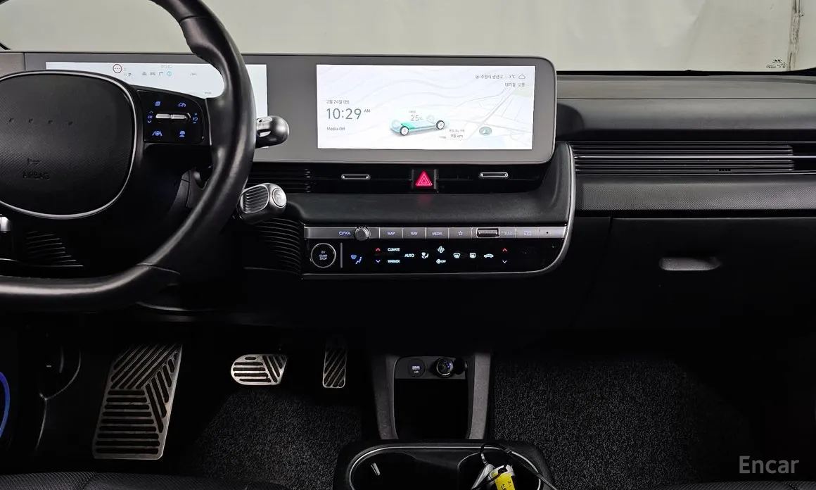 Фото 14 - Hyundai Ioniq 5