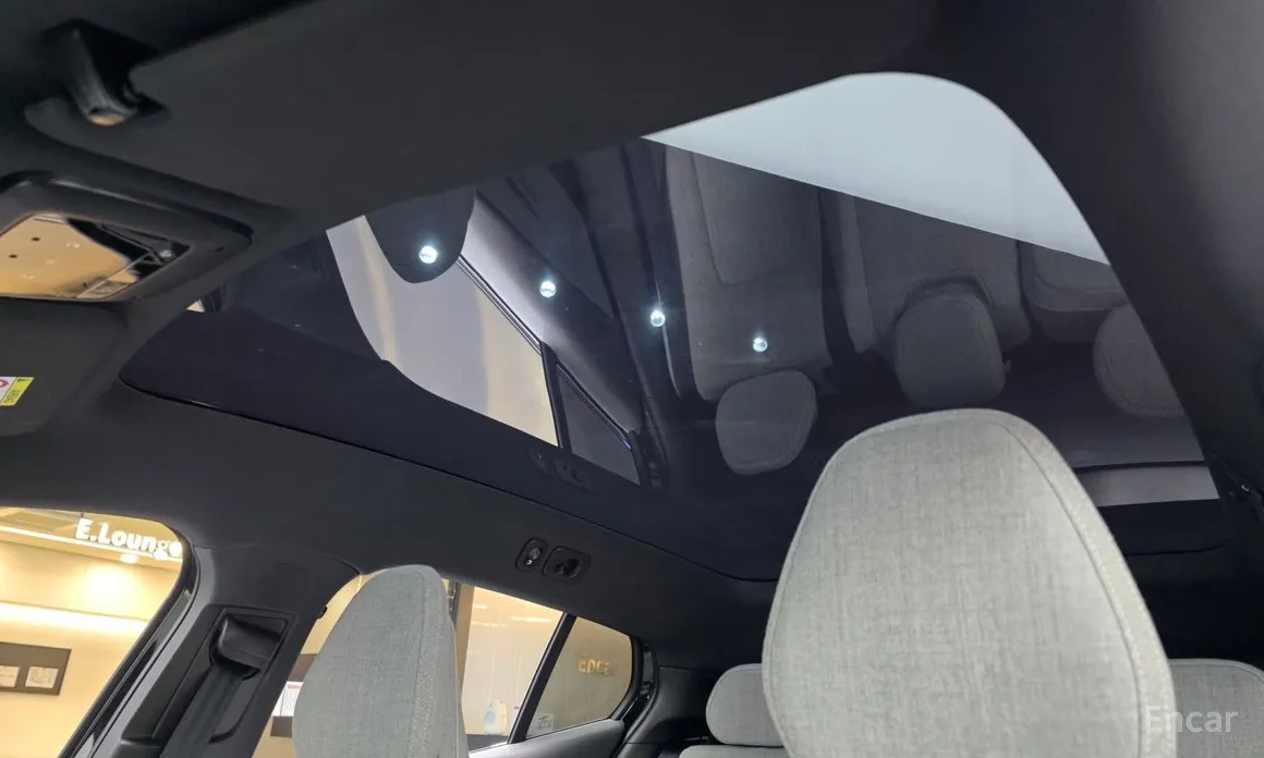 Фото 18 - Volvo EX30