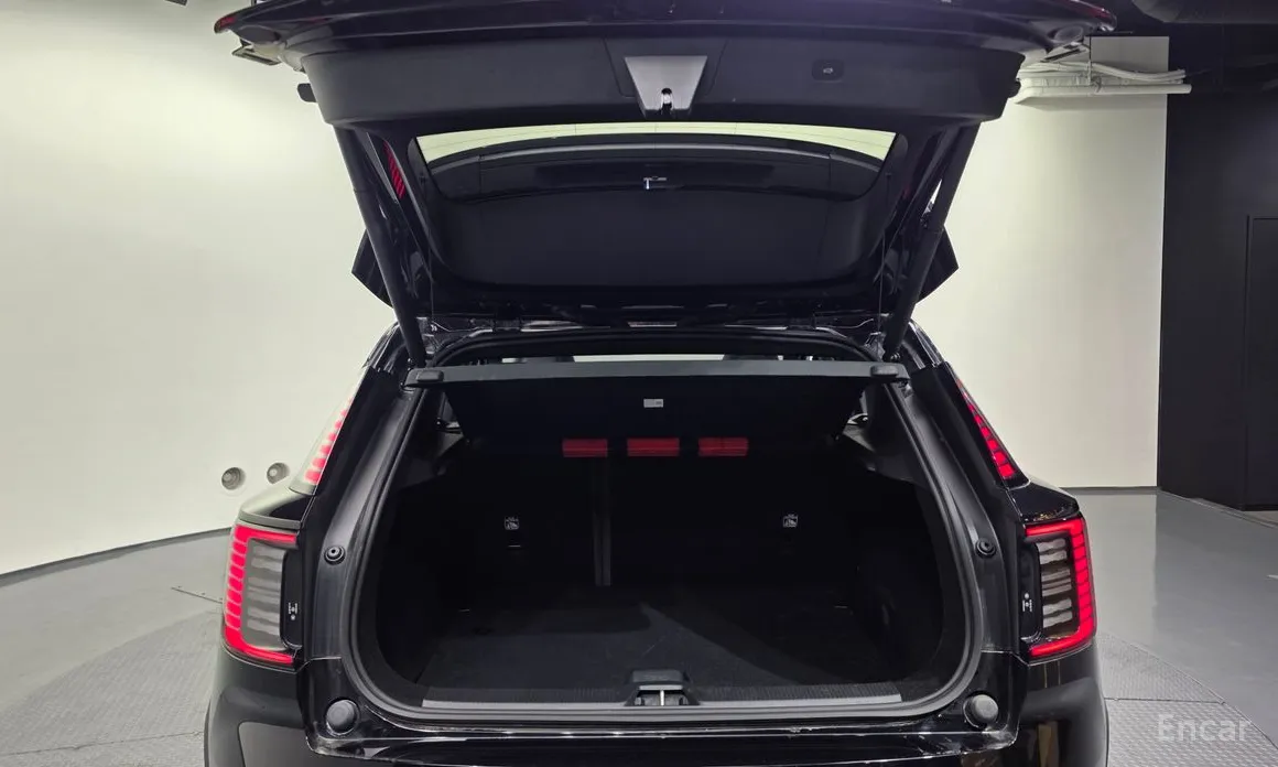 Фото 20 - Volvo EX30