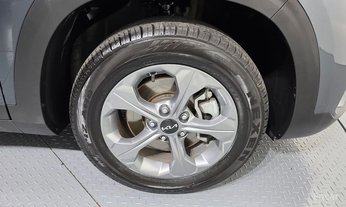 Фото 5 - Kia Seltos