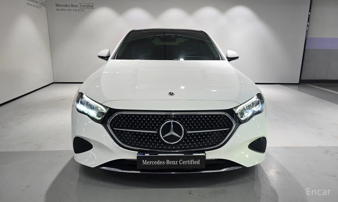 Фото 6 - Mercedes-Benz E-Class