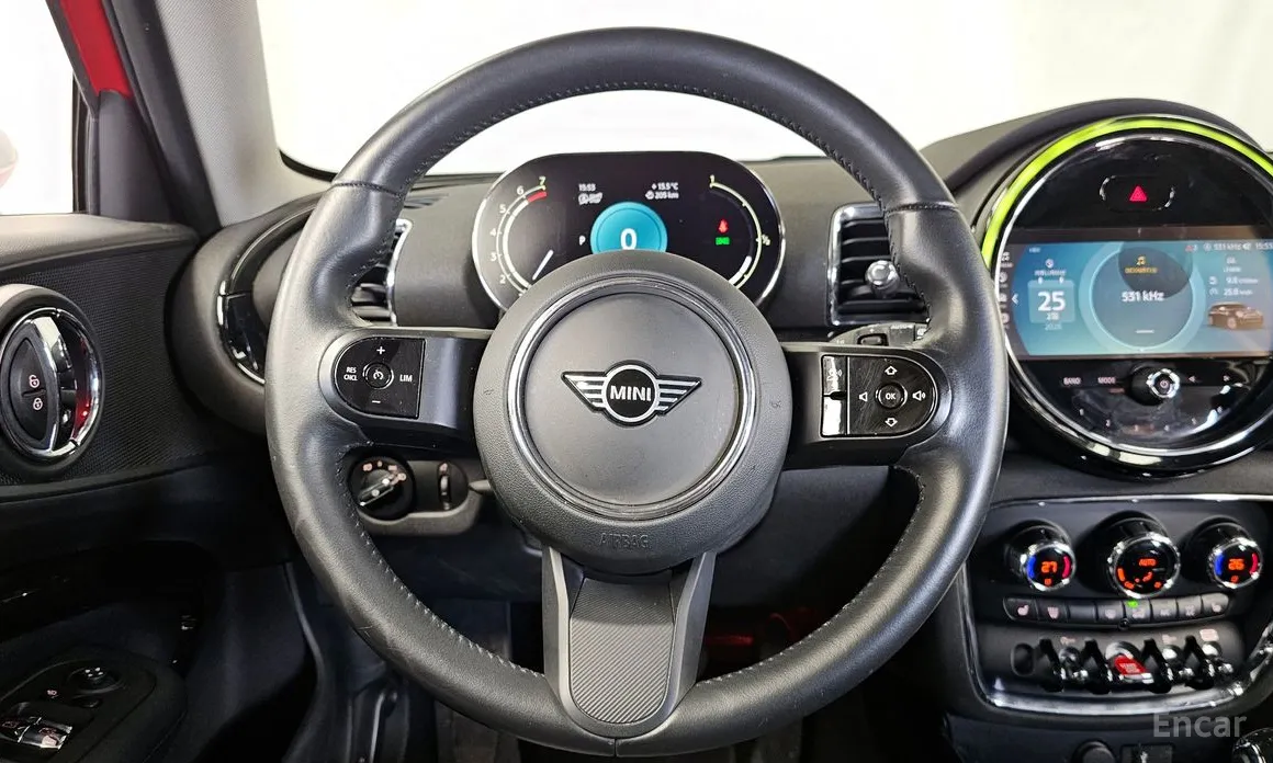 Фото 13 - Mini Clubman