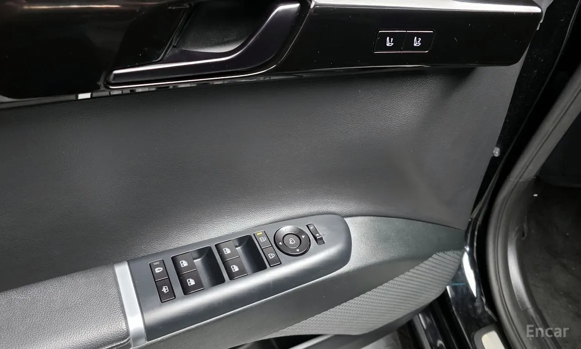 Фото 14 - Hyundai Grandeur