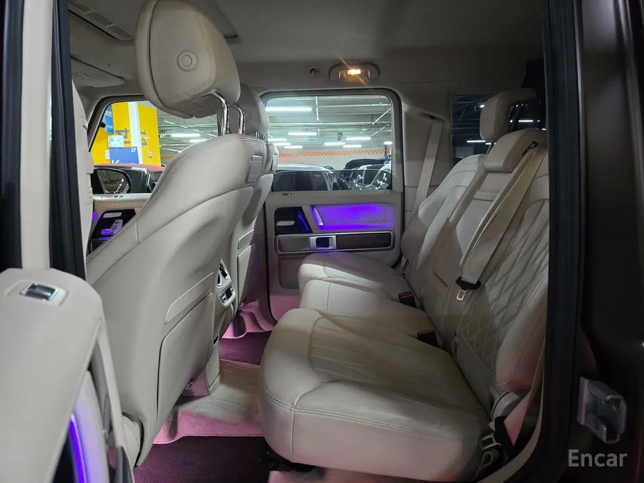 Фото 11 - Mercedes-Benz G-Class