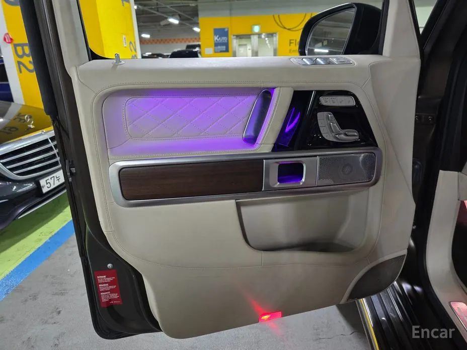 Фото 13 - Mercedes-Benz G-Class