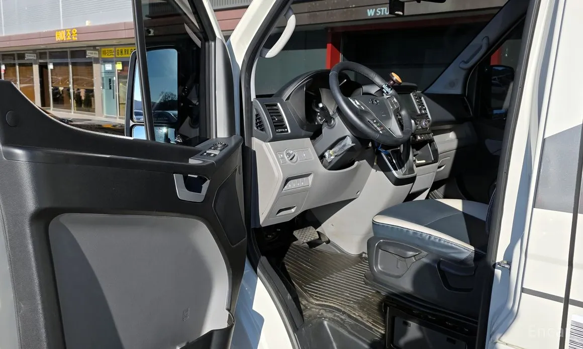 Фото 10 - Hyundai Solati