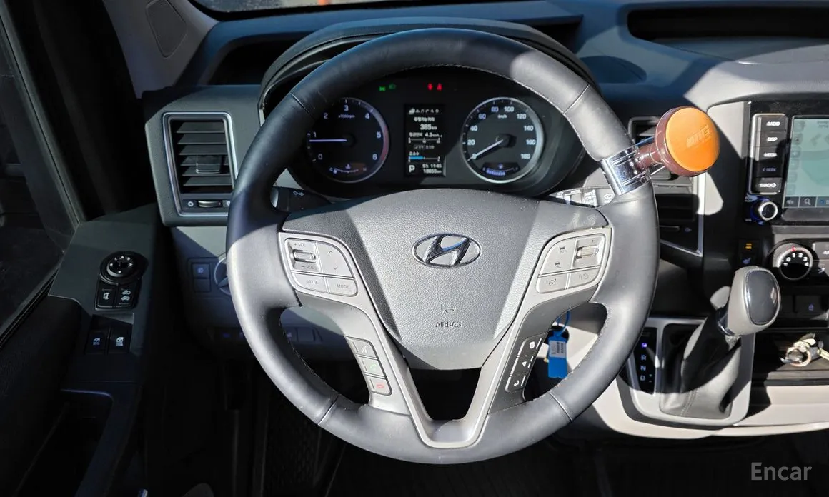 Фото 16 - Hyundai Solati