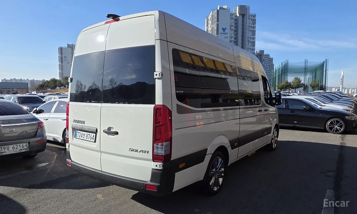 Фото 2 - Hyundai Solati