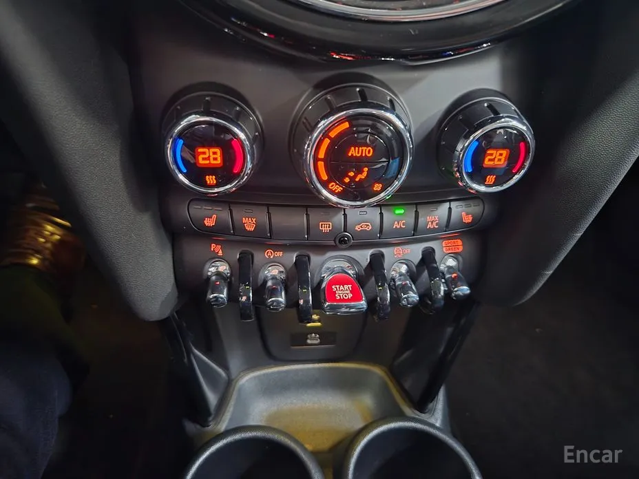 Фото 14 - Mini Cooper