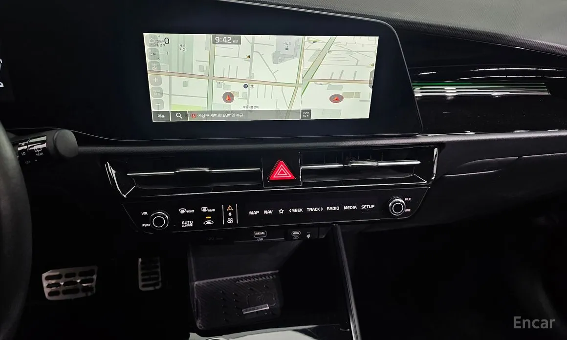 Фото 14 - Kia Niro