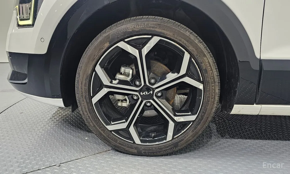 Фото 5 - Kia Niro