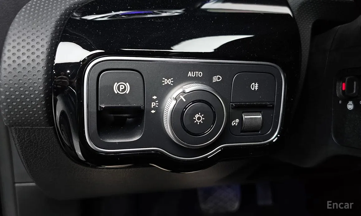 Фото 14 - Mercedes-Benz A-Class