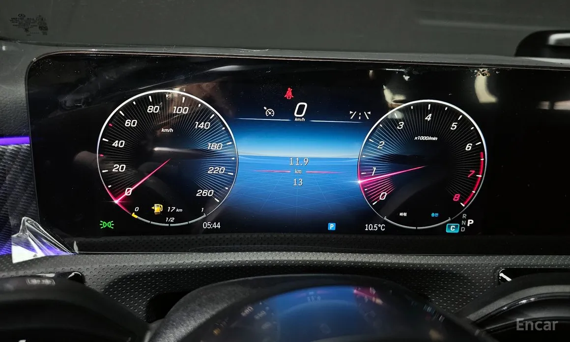 Фото 8 - Mercedes-Benz A-Class