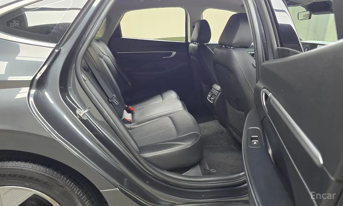 Hyundai Sonata 2023 2.0 LPG(Rent)