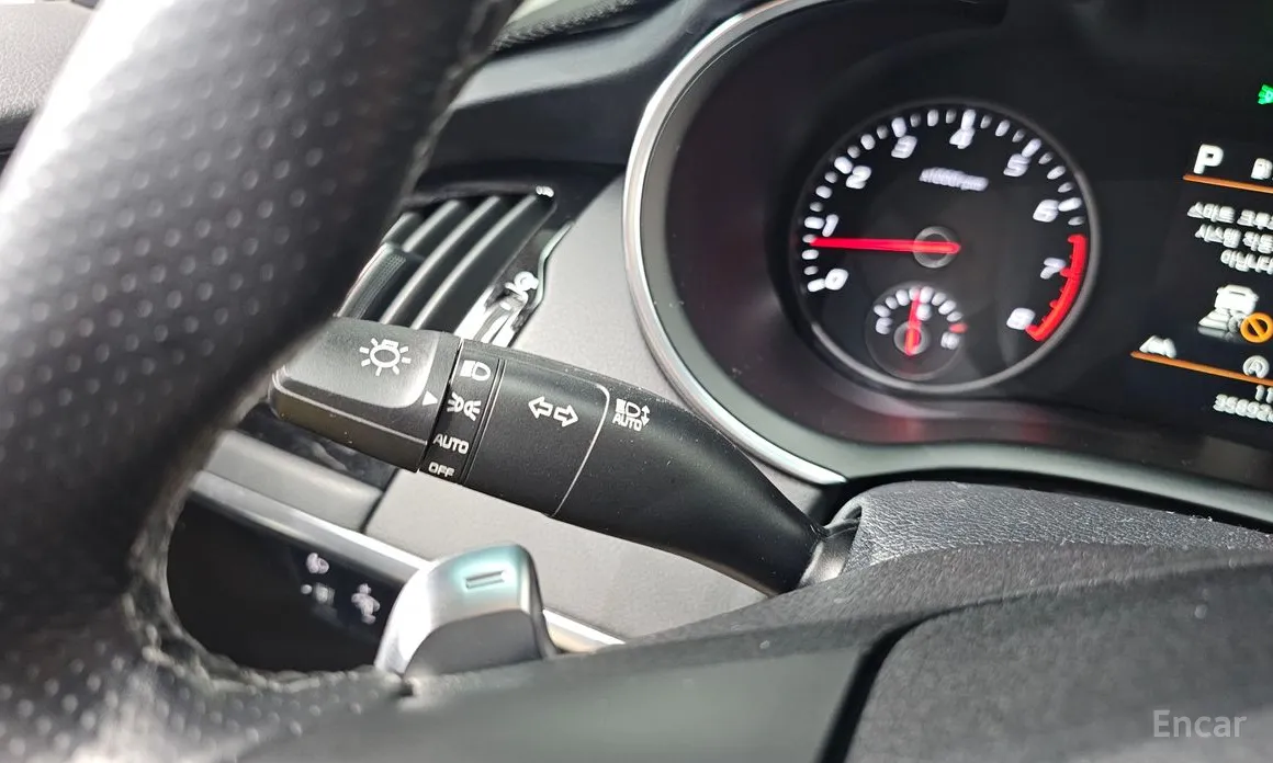 Фото 18 - Kia Stinger