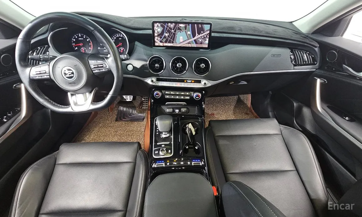 Фото 7 - Kia Stinger