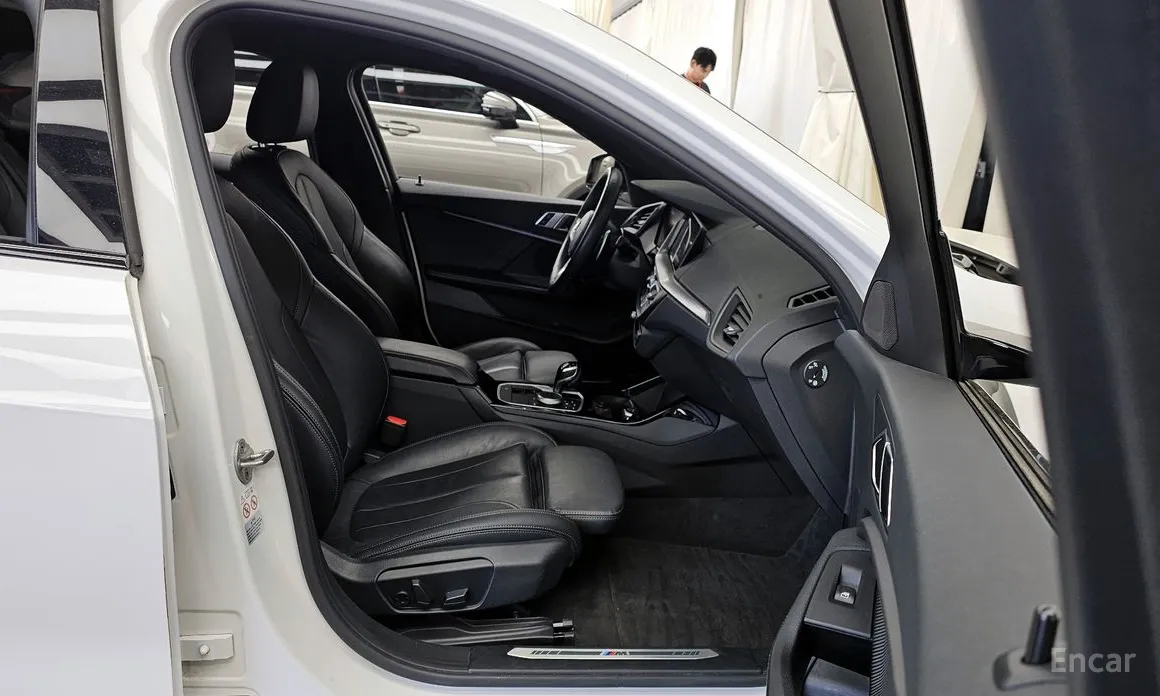 Фото 11 - BMW 1 Series