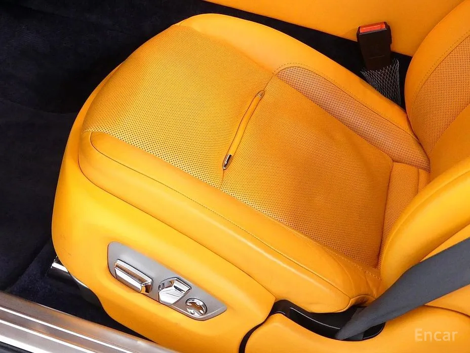 Фото 10 - Rolls-Royce Wraith