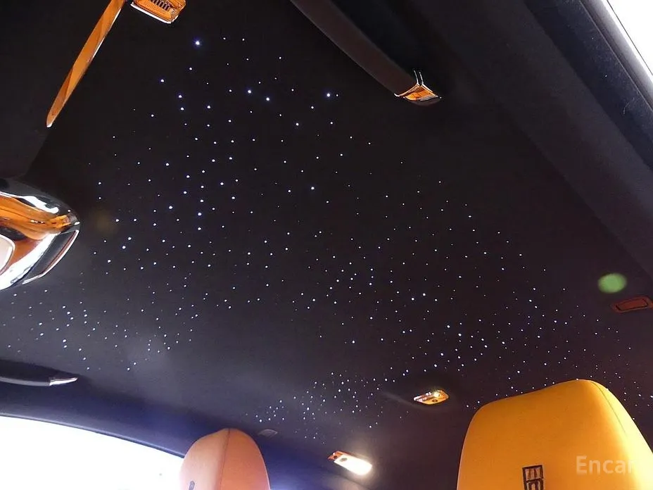 Фото 16 - Rolls-Royce Wraith