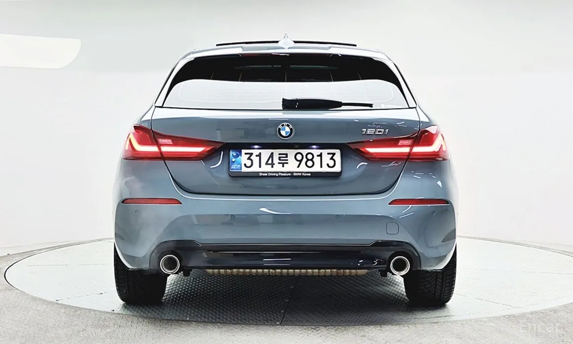 Фото 2 - BMW 1 Series