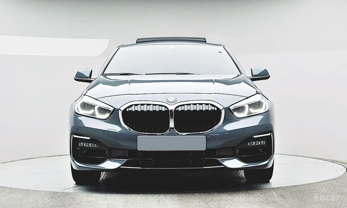 Фото 3 - BMW 1 Series