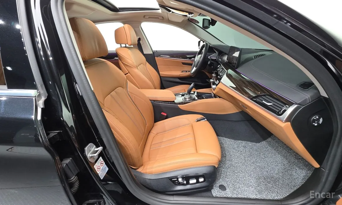 Фото 10 - BMW 5 Series