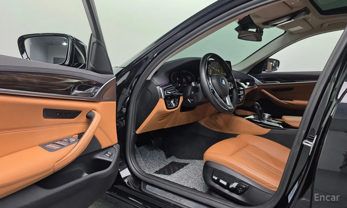 Фото 13 - BMW 5 Series