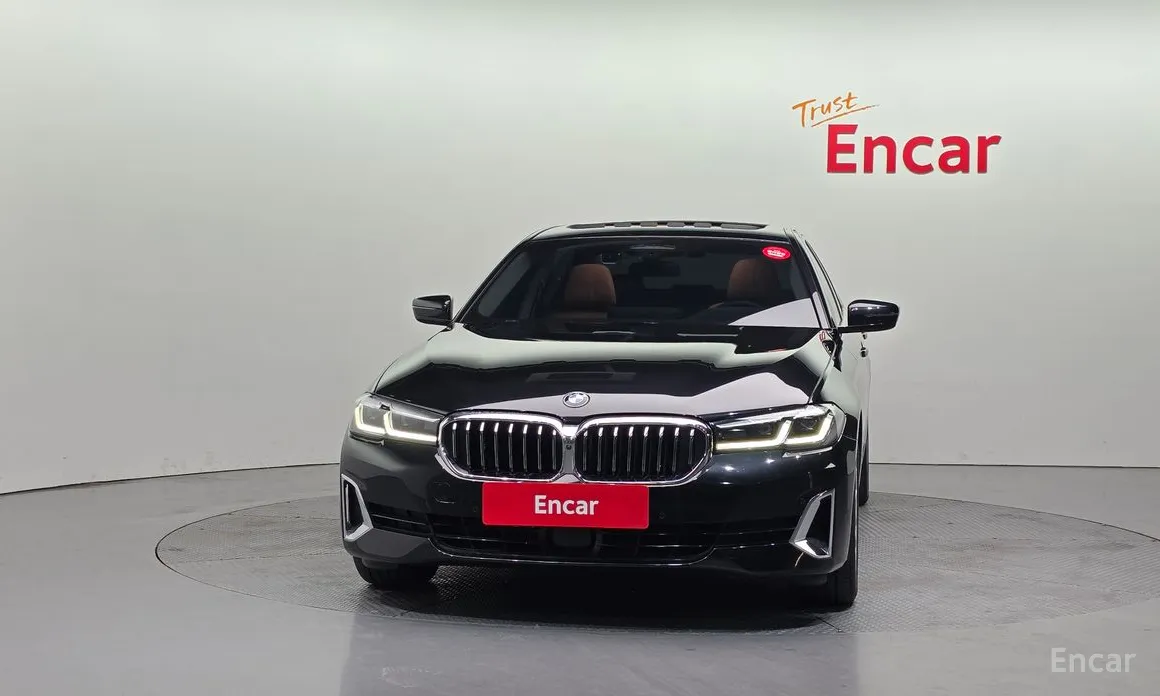 Фото 3 - BMW 5 Series