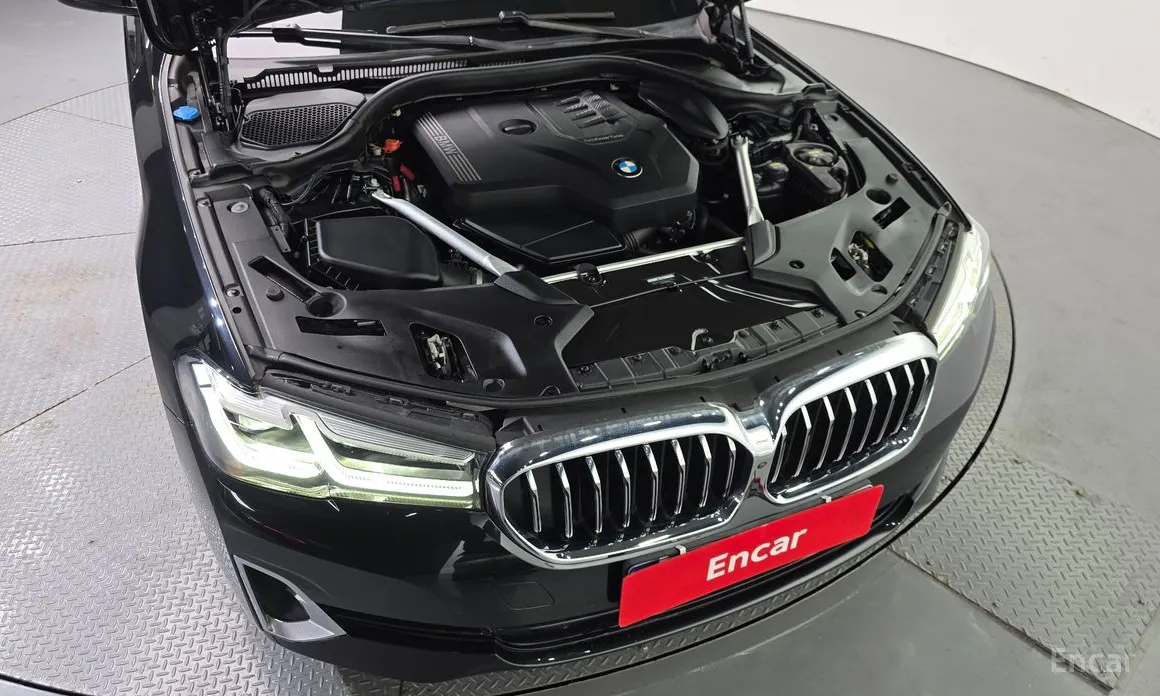 Фото 6 - BMW 5 Series