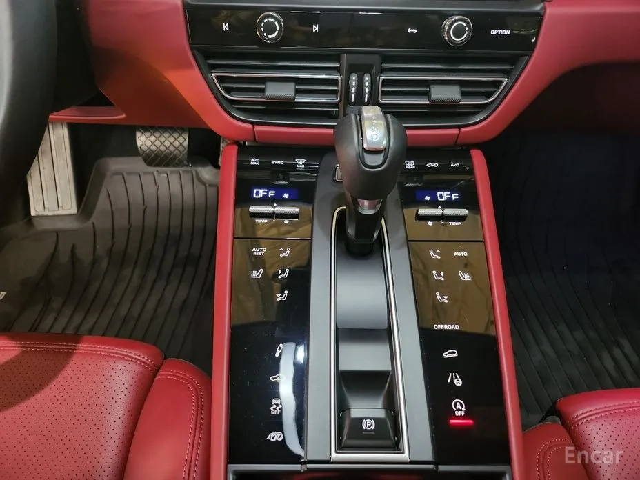 Фото 14 - Porsche Macan