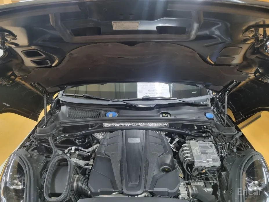 Фото 18 - Porsche Macan