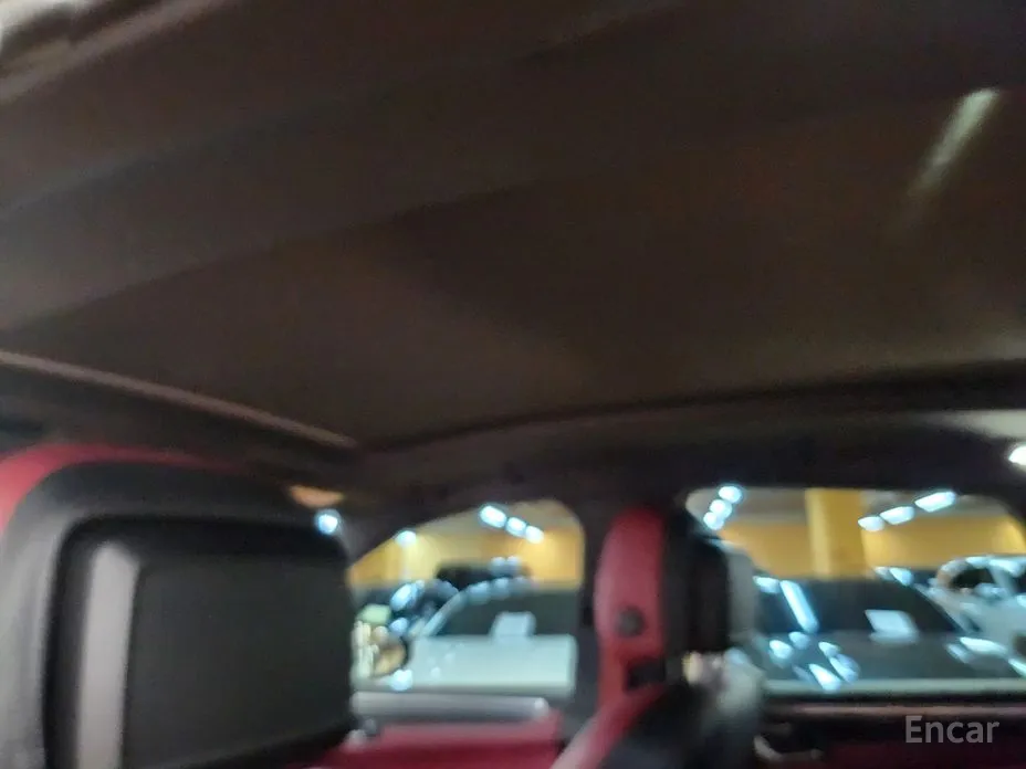 Фото 19 - Porsche Macan