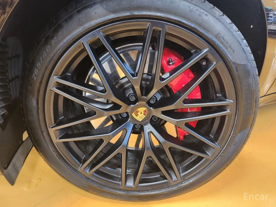 Фото 5 - Porsche Macan