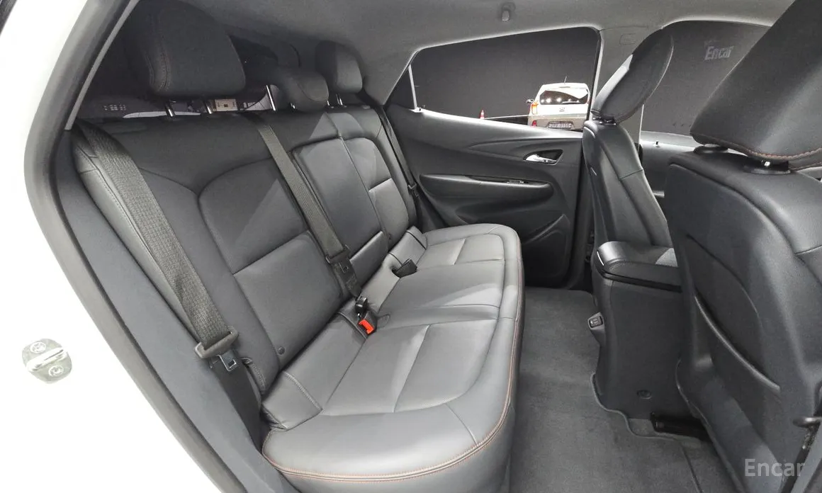 Photo 12 - Chevrolet Bolt EV