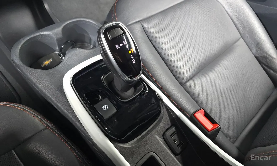 Photo 9 - Chevrolet Bolt EV