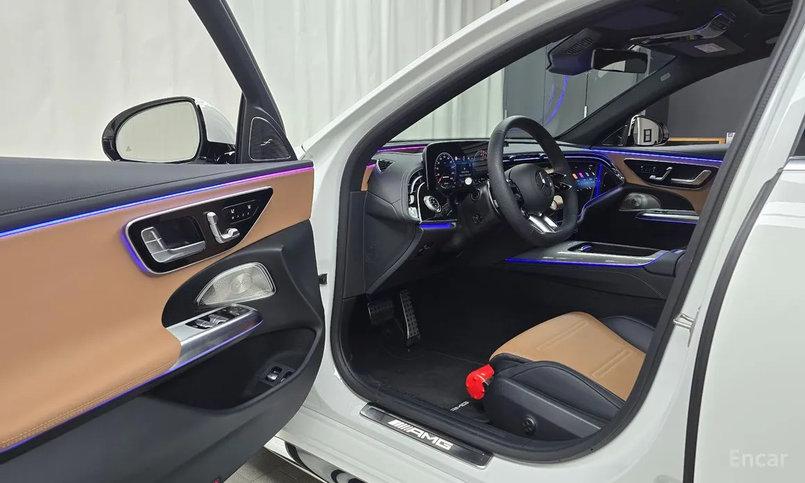 Фото 10 - Mercedes-Benz E-Class