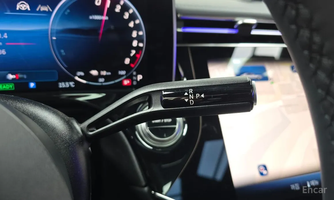 Фото 9 - Mercedes-Benz E-Class