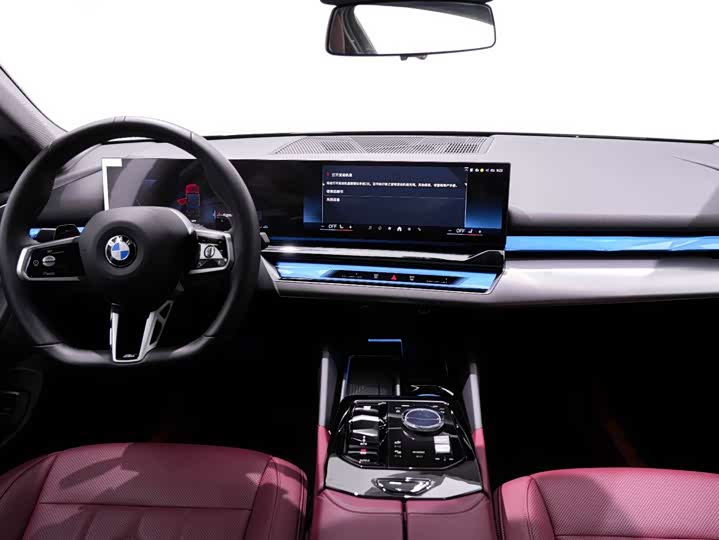Фото 5 - BMW 5 Series