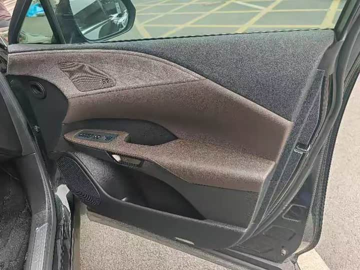 Фото 6 - Lexus RX Hybrid