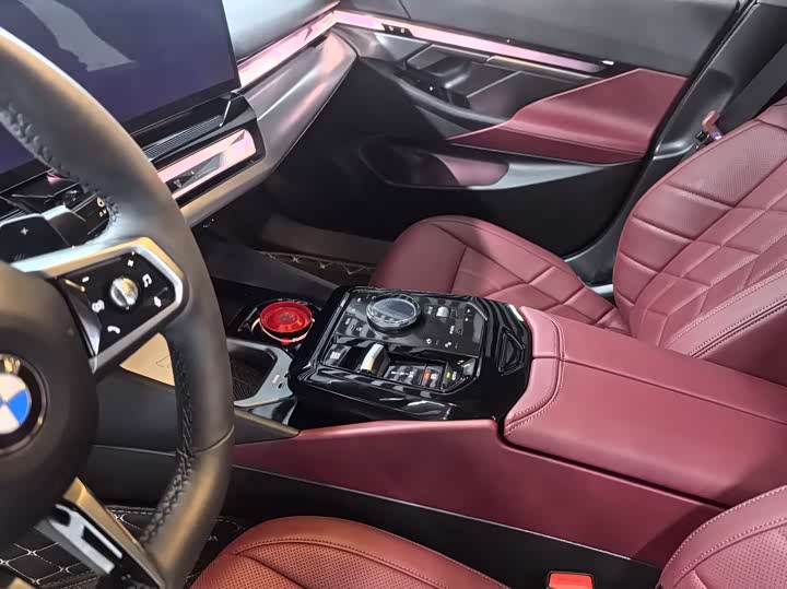 Фото 8 - BMW 5 Series