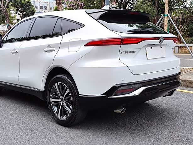 Фото 7 - Toyota Venza