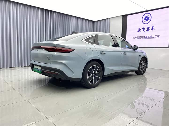 Фото 4 - BYD Qin L