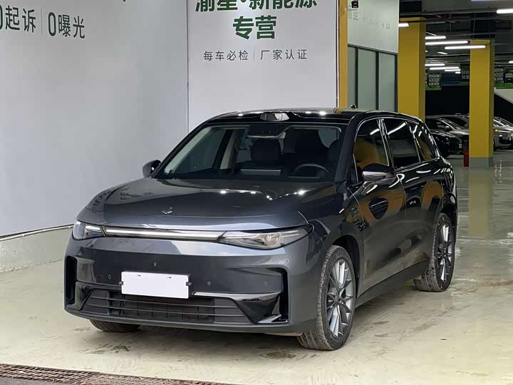 Фото 1 - Leapmotor C10